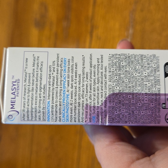 2 La Roche-Posay Mela B3 Serum - Picture 4 of 4